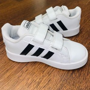 Toddler Size 7 Adidas Grand Court Shoes